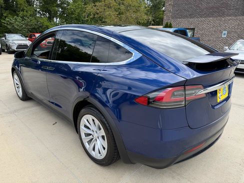 Used 2020 Tesla Model X Long Range AWD/4WD image 7