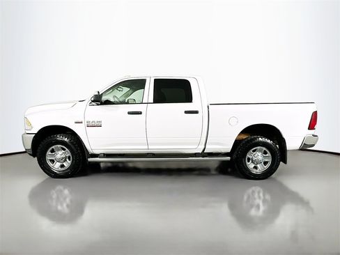 Used 2016 RAM 2500 Tradesman w/ Chrome Appearance Group image 4