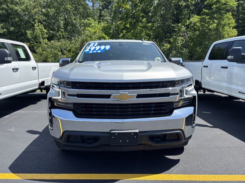 Used 2021 Chevrolet Silverado 1500 LT AWD/4WD image 2