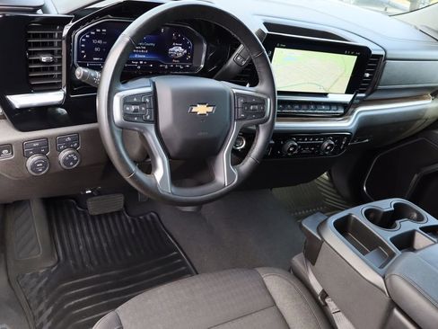 Certified 2025 Chevrolet Silverado 1500 LT image 10