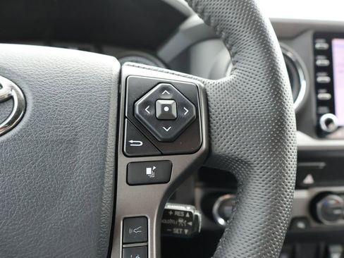 Used 2023 Toyota Tacoma TRD Off-Road AWD/4WD image 27