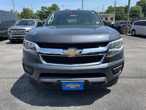 Used 2017 Chevrolet Colorado W/T w/ WT Convenience Package AWD/4WD image 10