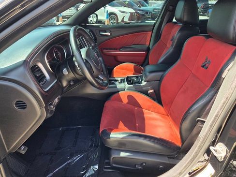 Used 2022 Dodge Charger Scat Pack w/ Plus Group RWD image 5