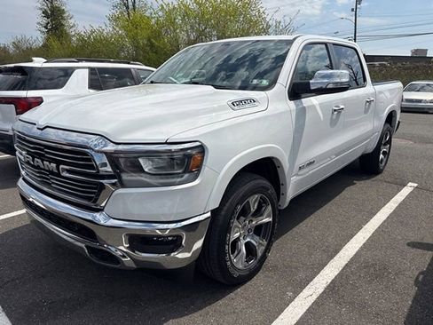 Used 2022 RAM 1500 Laramie AWD/4WD image 1