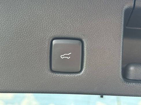 Used 2023 Ford Escape ST-Line w/ Tech Pack #1 FWD image 13