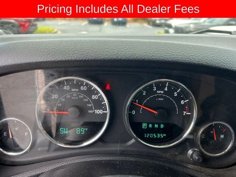 Used 2016 Jeep Wrangler Unlimited Sahara w/ Max Tow Package AWD/4WD image 9