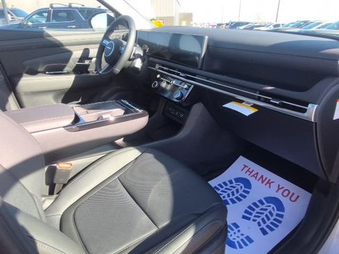 New 2026 Hyundai Tucson Limited image 24