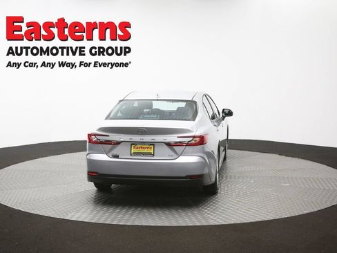 Used 2025 Toyota Camry LE FWD image 38