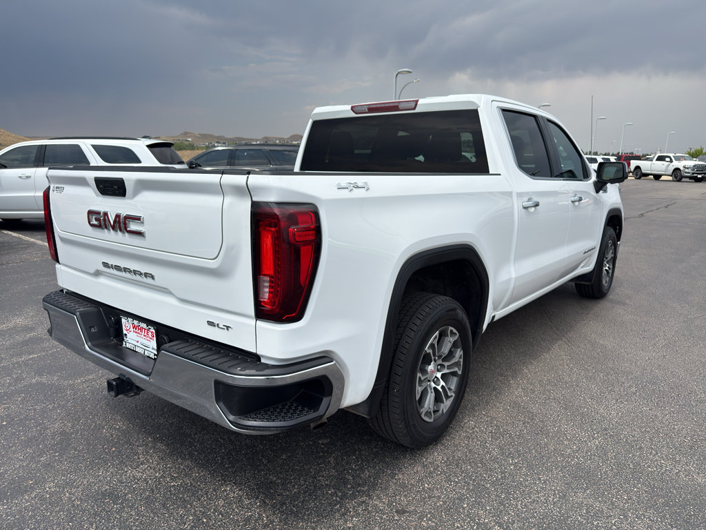 Used 2025 GMC Sierra 1500 SLT AWD/4WD image 5
