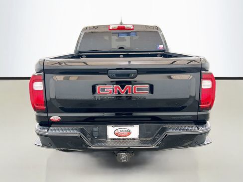 Used 2025 GMC Canyon Elevation w/ Convenience Package RWD image 5