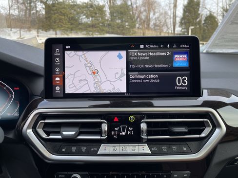 Certified 2025 BMW X4 xDrive30i w/ Premium Package image 13