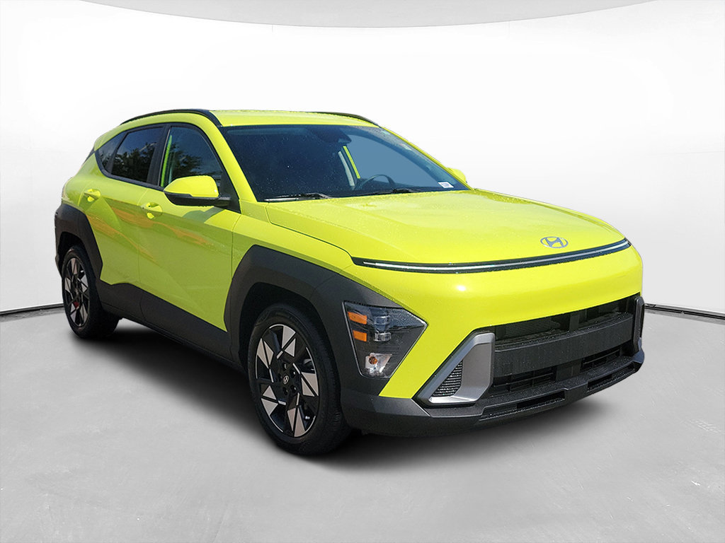Used 2024 Hyundai Kona SEL FWD image 3