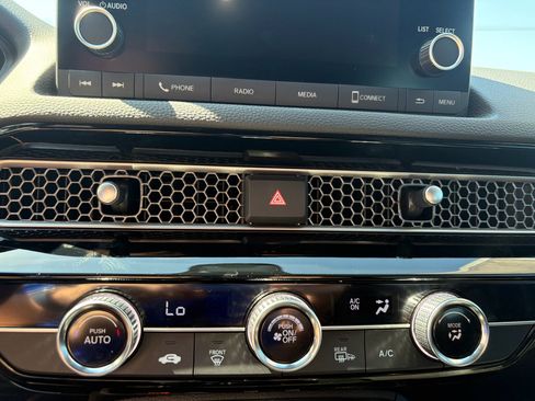 Certified 2025 Honda Civic Sport image 19