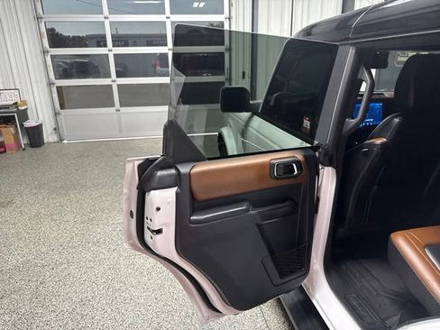 Used 2024 Ford Bronco Outer Banks AWD/4WD image 16