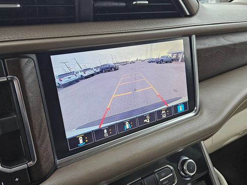 Used 2021 GMC Yukon Denali image 18