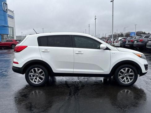 Used 2016 Kia Sportage LX image 12