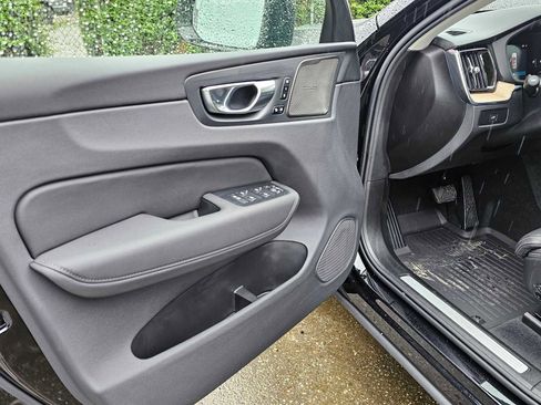 New 2026 Volvo XC60 B5 Ultra w/ Protection Package Premier image 20