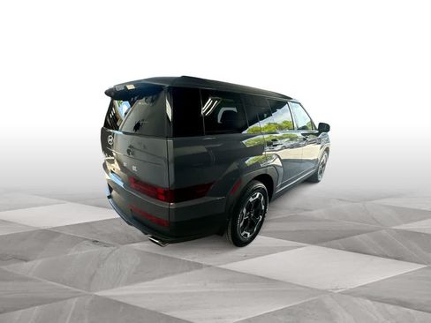 Used 2026 Hyundai Santa Fe SE FWD image 8