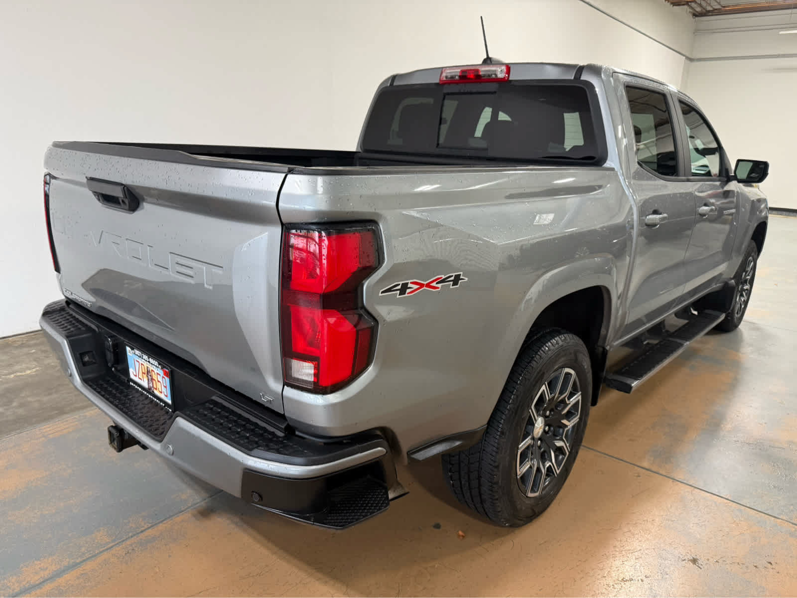 Used 2024 Chevrolet Colorado LT w/ LT Convenience Package III AWD/4WD image 7