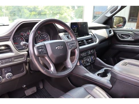 Used 2021 Chevrolet Tahoe RST w/ Luxury Package AWD/4WD image 15
