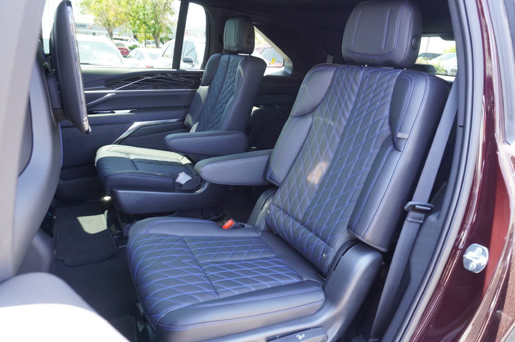New 2026 Cadillac Escalade IQ Luxury 1 AWD/4WD image 10