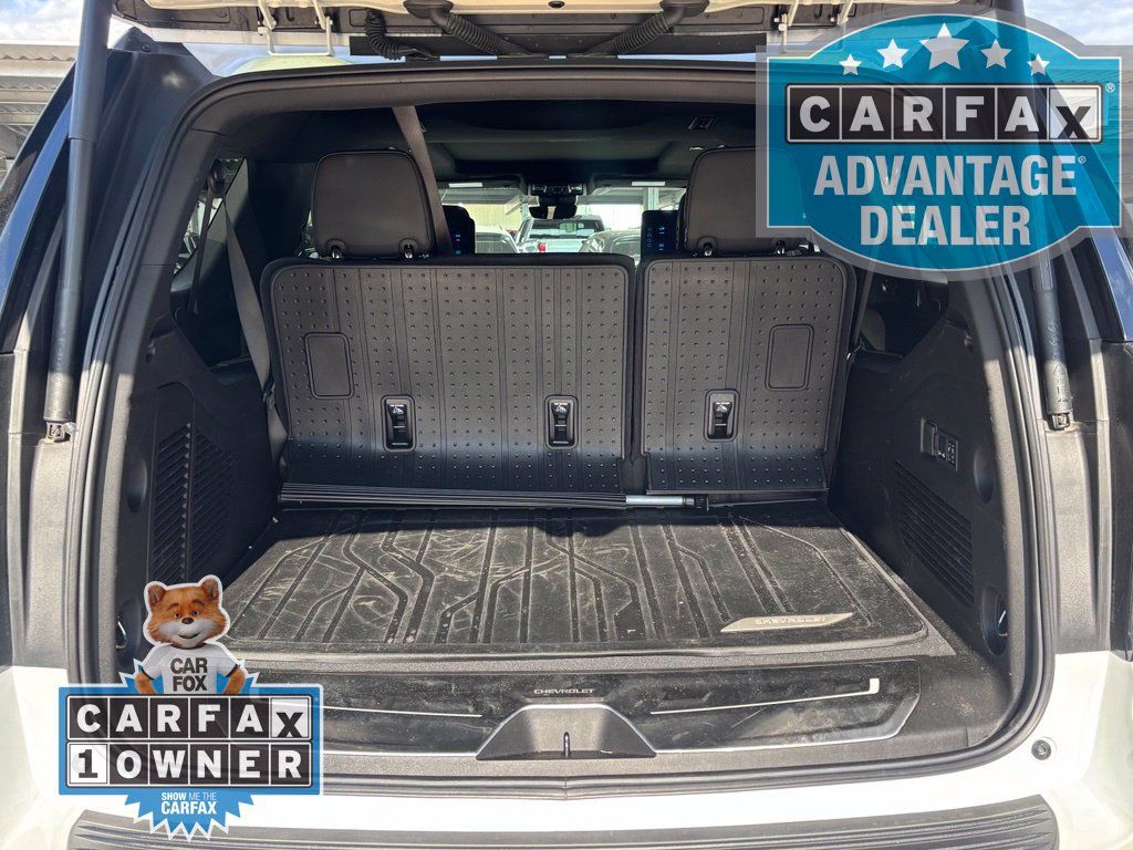 Used 2025 Chevrolet Suburban High Country AWD/4WD image 27