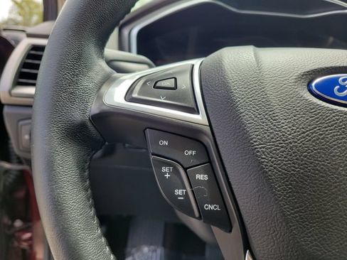 Used 2017 Ford Fusion SE w/ Equipment Group 201A AWD/4WD image 26