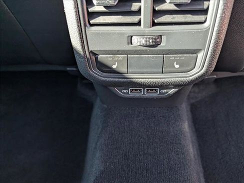 Used 2020 Volkswagen Passat 2.0T SEL image 16