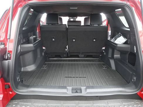 New 2026 Toyota 4Runner SR5 AWD/4WD image 12