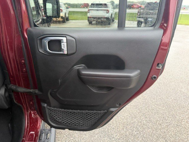 Used 2021 Jeep Wrangler Unlimited Sport AWD/4WD image 29