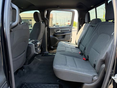 Used 2019 RAM 1500 Big Horn AWD/4WD image 29