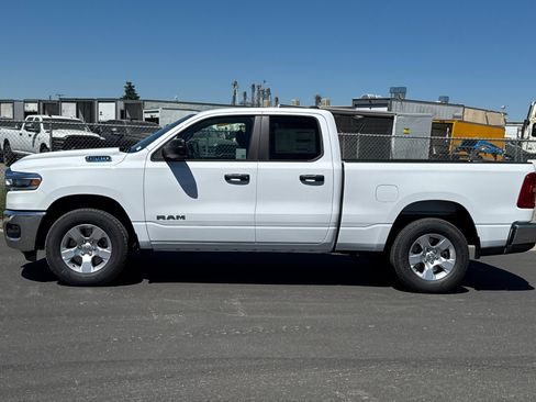 New 2026 RAM 1500 Big Horn AWD/4WD image 6