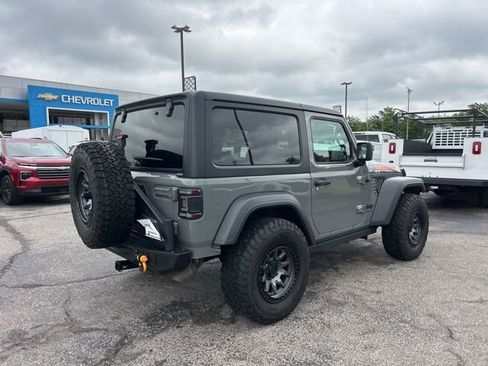 Used 2023 Jeep Wrangler Sport AWD/4WD image 3