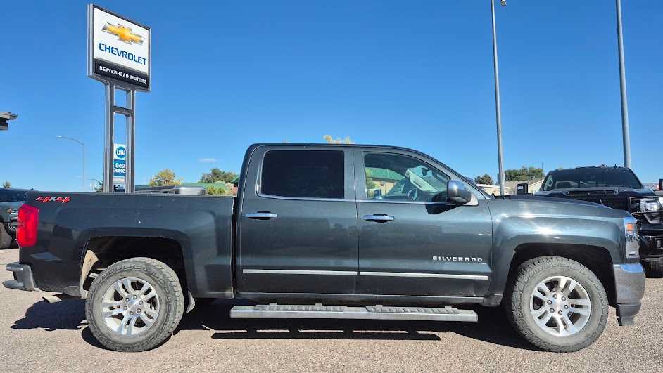 Used 2018 Chevrolet Silverado 1500 LTZ w/ LTZ Plus Package AWD/4WD image 2