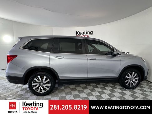Used 2020 Honda Pilot EX image 4
