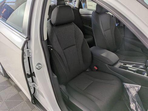 New 2026 Honda Accord LX image 27