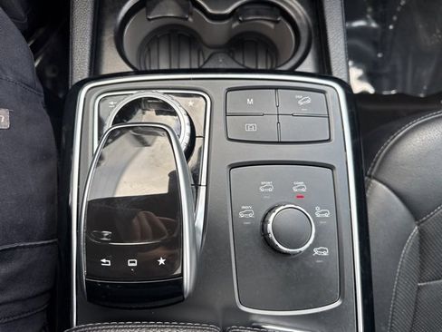 Used 2016 Mercedes-Benz GLE 400 4MATIC image 16