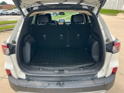 Used 2020 Ford Escape Titanium w/ Titanium Premium Package 2.0 AWD/4WD image 7