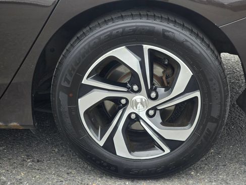 Used 2016 Honda Accord LX image 10