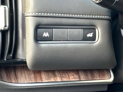 New 2026 Nissan Armada SL w/ Captain's Chari Seat Package AWD/4WD image 24