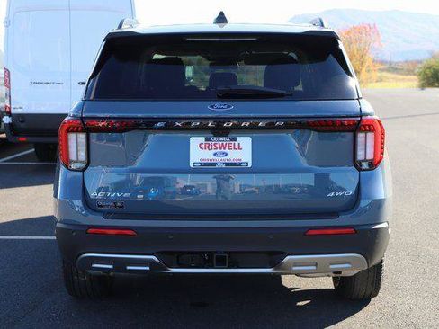 New 2026 Ford Explorer Active w/ Active Comfort Package AWD/4WD image 4
