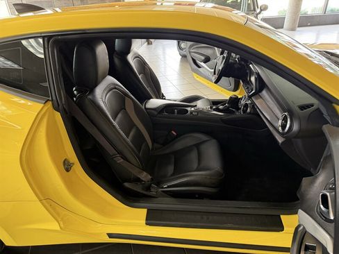 Used 2017 Chevrolet Camaro LT RWD image 23