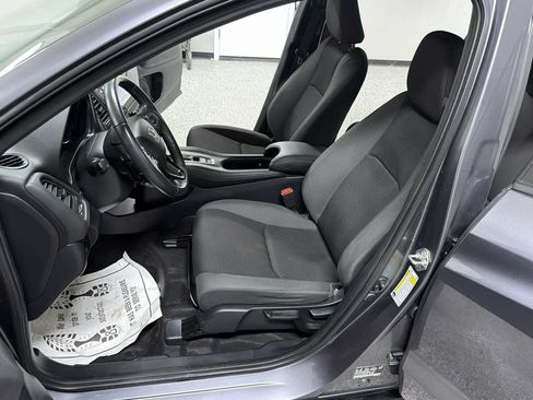 Used 2019 Honda HR-V Sport image 11
