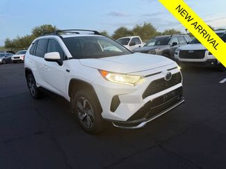 Used 2021 Toyota RAV4 SE w/ Weather & Moonroof Package AWD/4WD video 1
