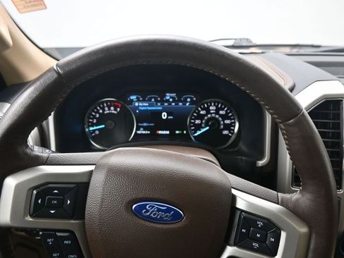 Used 2019 Ford F150 Lariat image 15