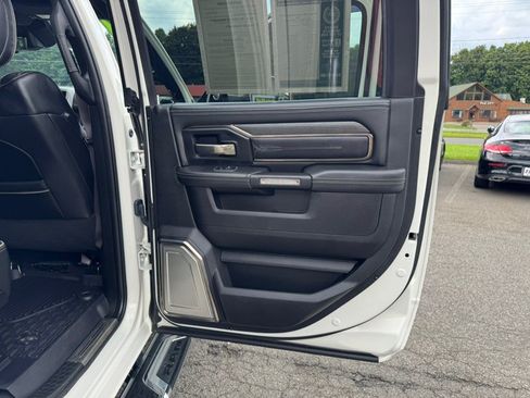 Used 2021 RAM 3500 Limited AWD/4WD image 19