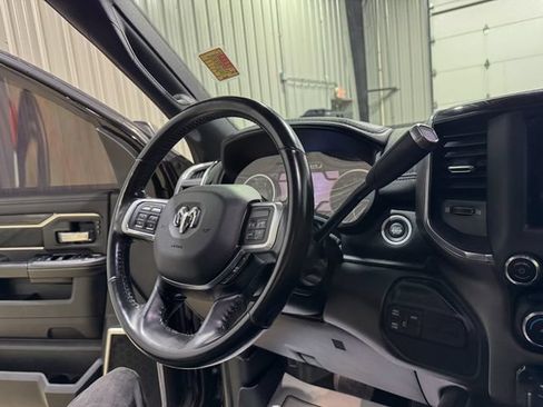 Used 2021 RAM 2500 Laramie w/ Night Edition AWD/4WD image 14