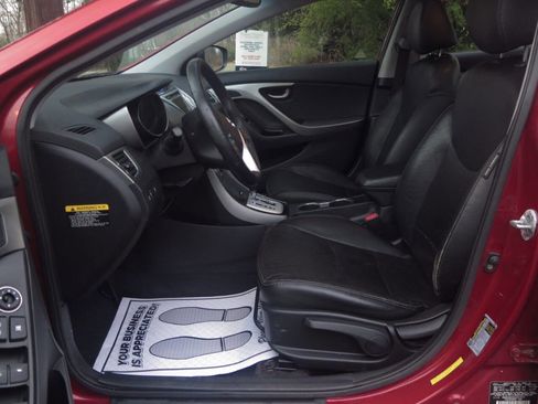 Used 2012 Hyundai Elantra Limited w/ Technology Pkg 5 image 8