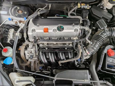 Used 2010 Honda Accord LX-P image 26
