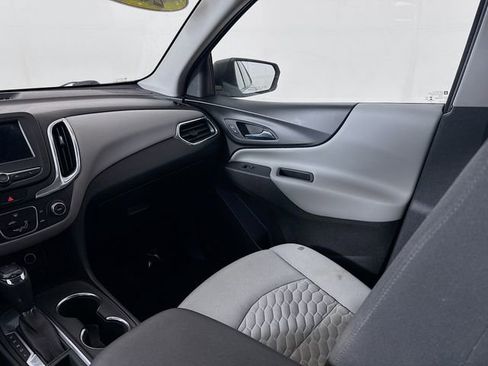 Used 2019 Chevrolet Equinox LS w/ LS Convenience Package image 22